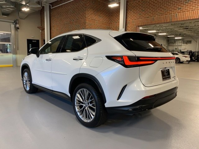 Used 2022 Lexus NX 350h AWD image 6
