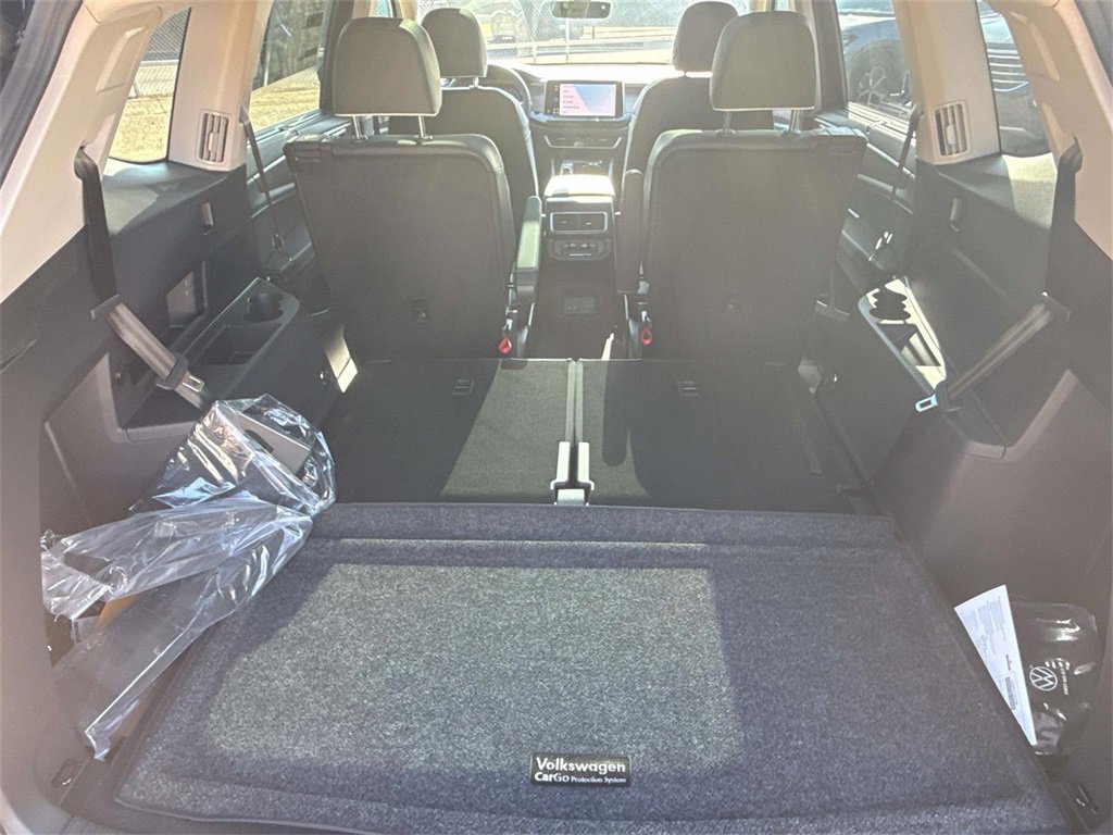 New 2026 Volkswagen Atlas SEL Premium R-Line image 28