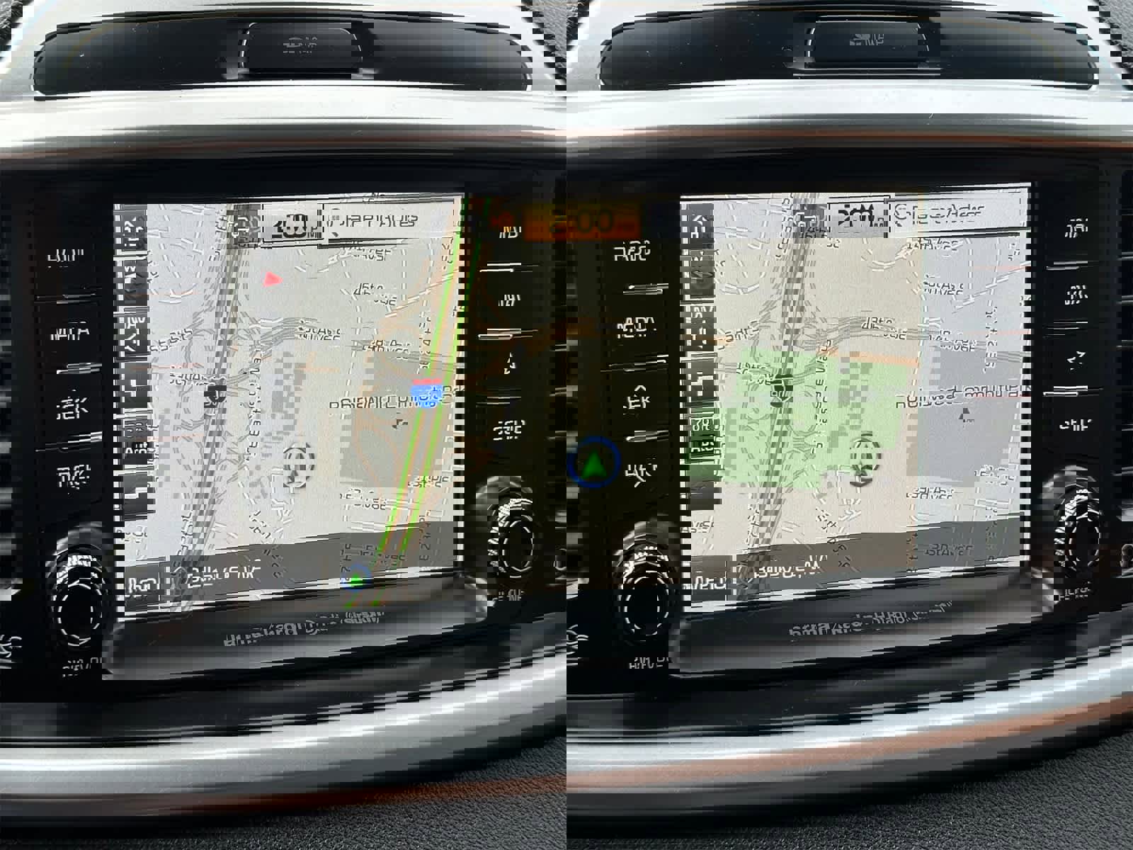 Used 2019 Kia Sorento SX image 18