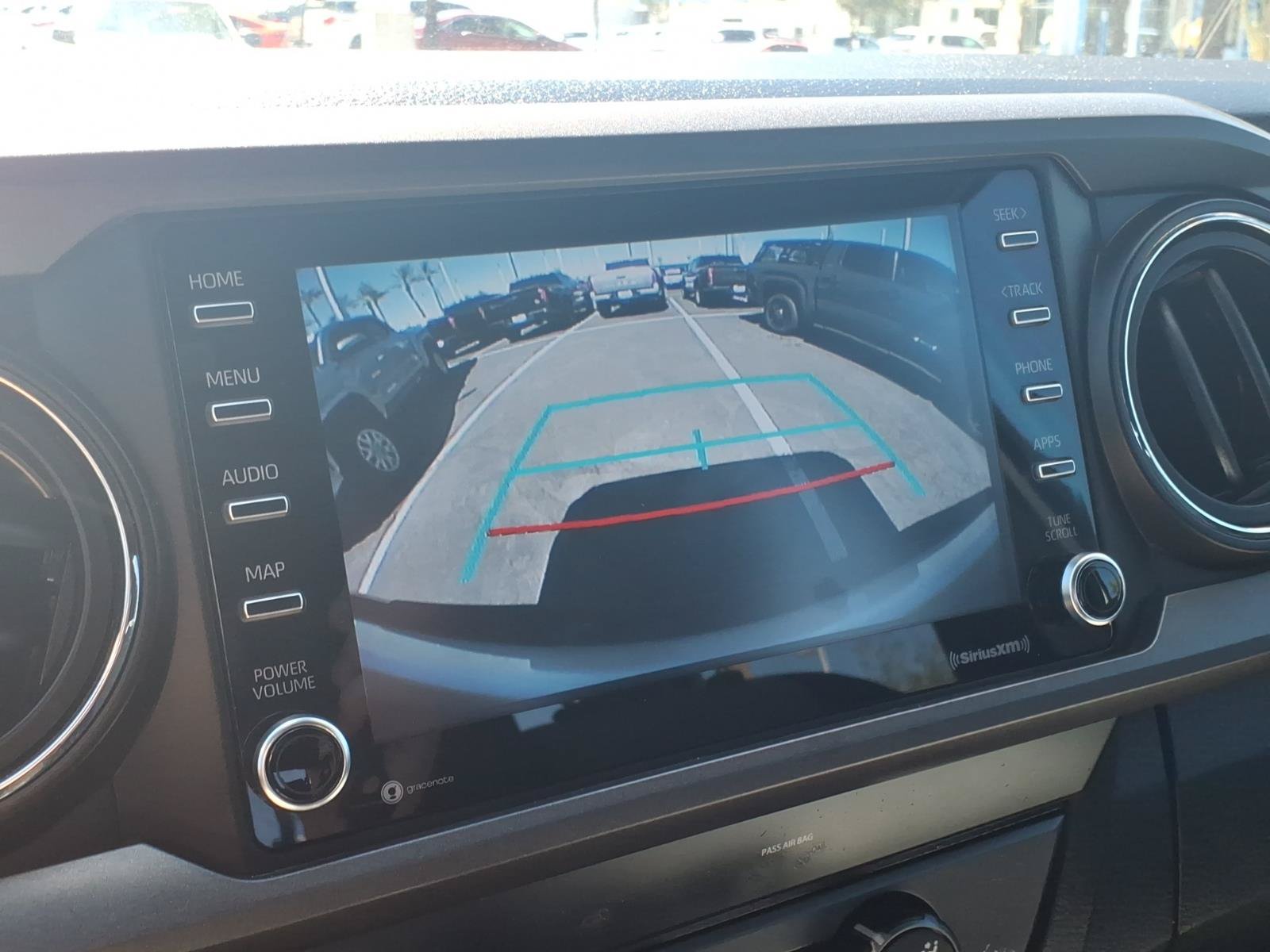 Certified 2020 Toyota Tacoma TRD Sport w/ Technology Package AWD/4WD image 17