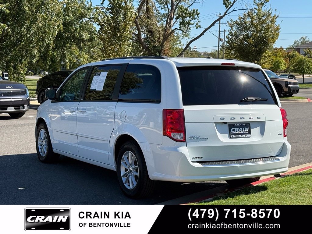 Used 2014 Dodge Grand Caravan SXT w/ UConnect Hands-Free Group FWD image 5