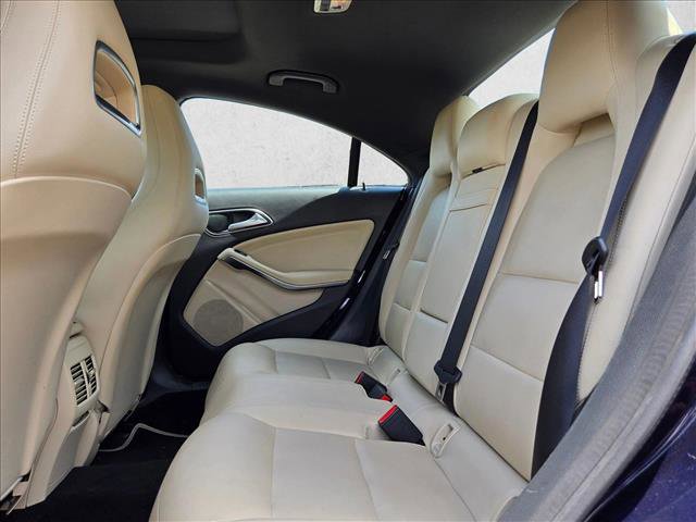 Used 2018 Mercedes-Benz CLA 250 image 14
