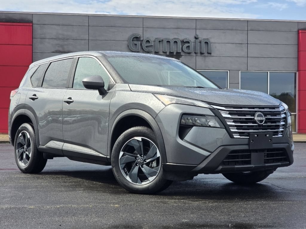 Used 2024 Nissan Rogue SV AWD/4WD image 2