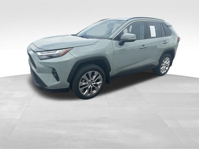 Used 2023 Toyota RAV4 XLE Premium AWD/4WD image 15