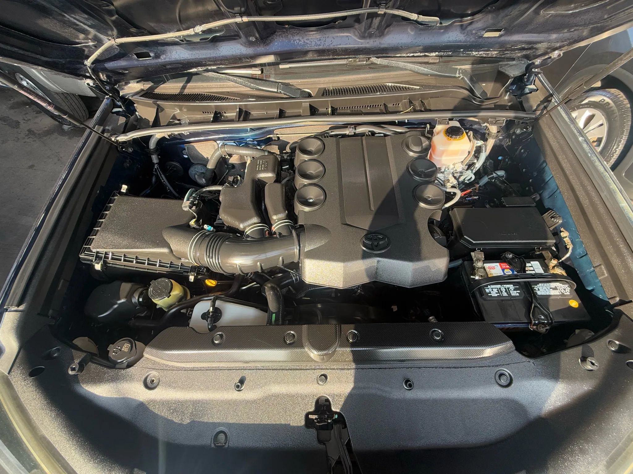 Used 2014 Toyota 4Runner Limited image 29