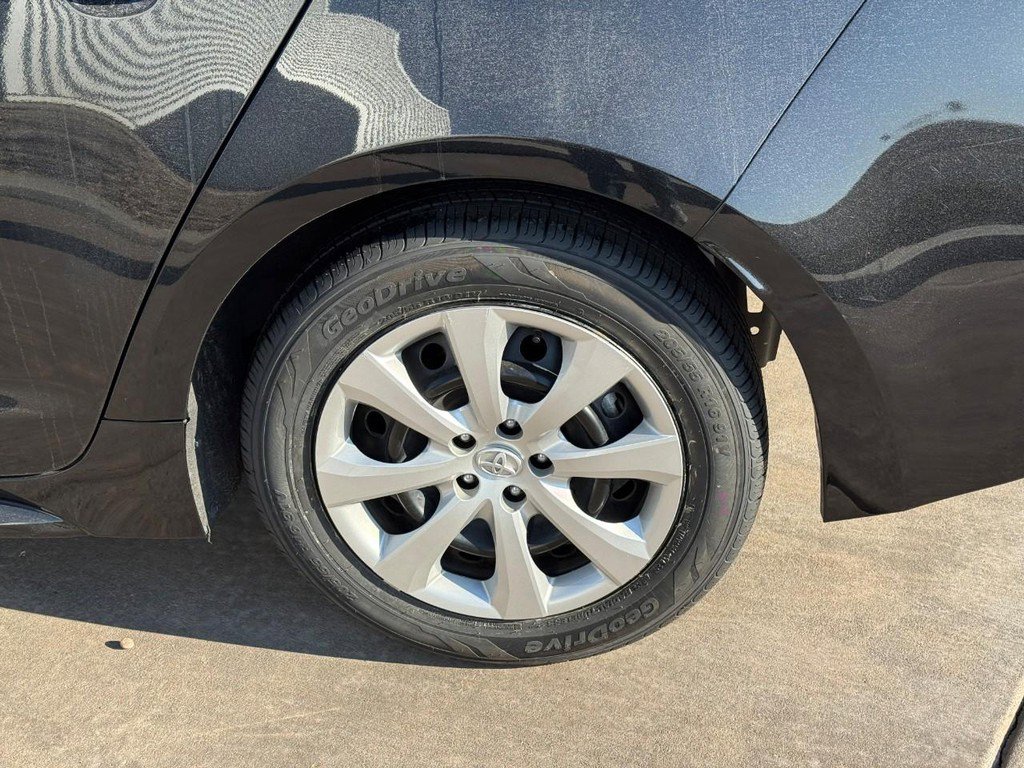Certified 2024 Toyota Corolla LE image 8