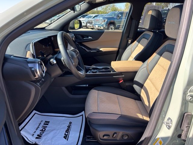 Certified 2025 Chevrolet Equinox ACTIV w/ Convenience Package III AWD/4WD image 19