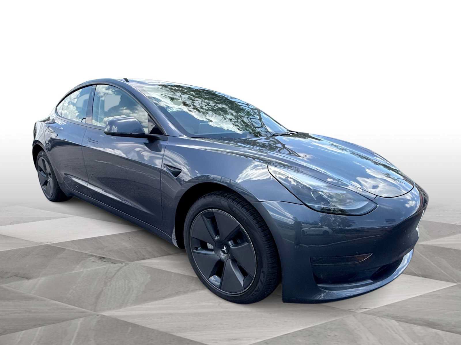 Used 2023 Tesla Model 3 Standard Range RWD image 2