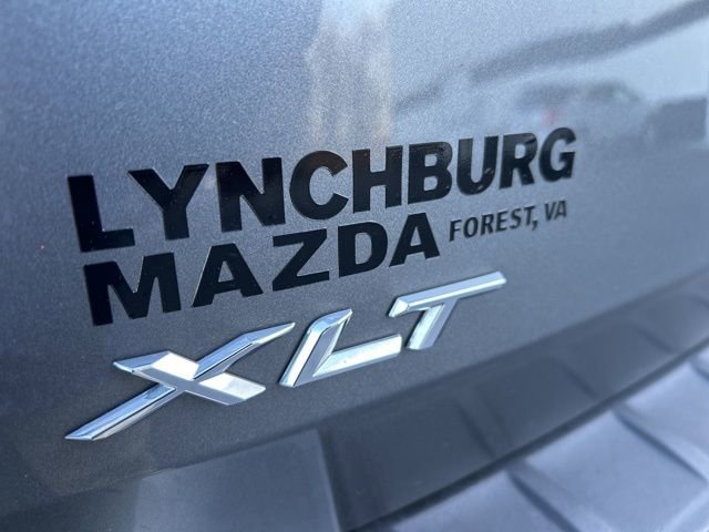 Used 2023 Ford Explorer XLT w/ Equipment Group 202A image 32