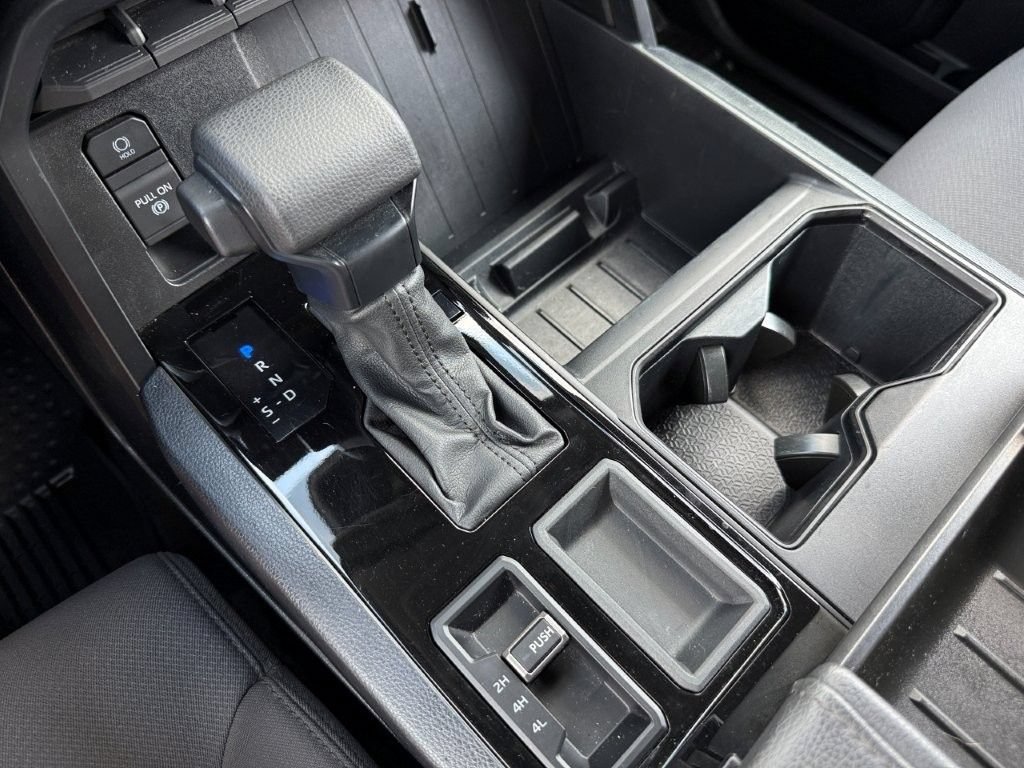 Used 2023 Toyota Tundra SR AWD/4WD image 28