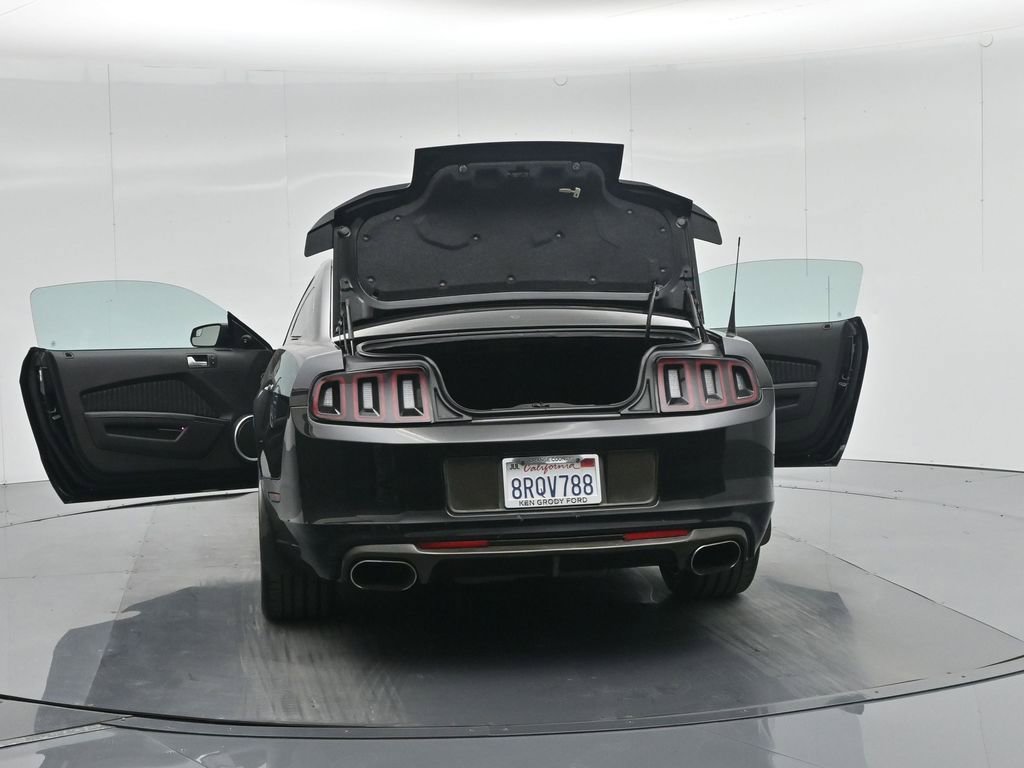 Used 2014 Ford Mustang Shelby GT500 w/ Equipment Group 821A image 31