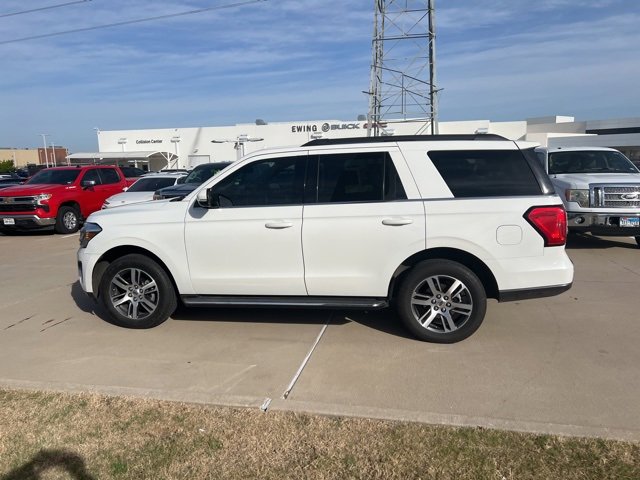 Used 2023 Ford Expedition XLT image 9
