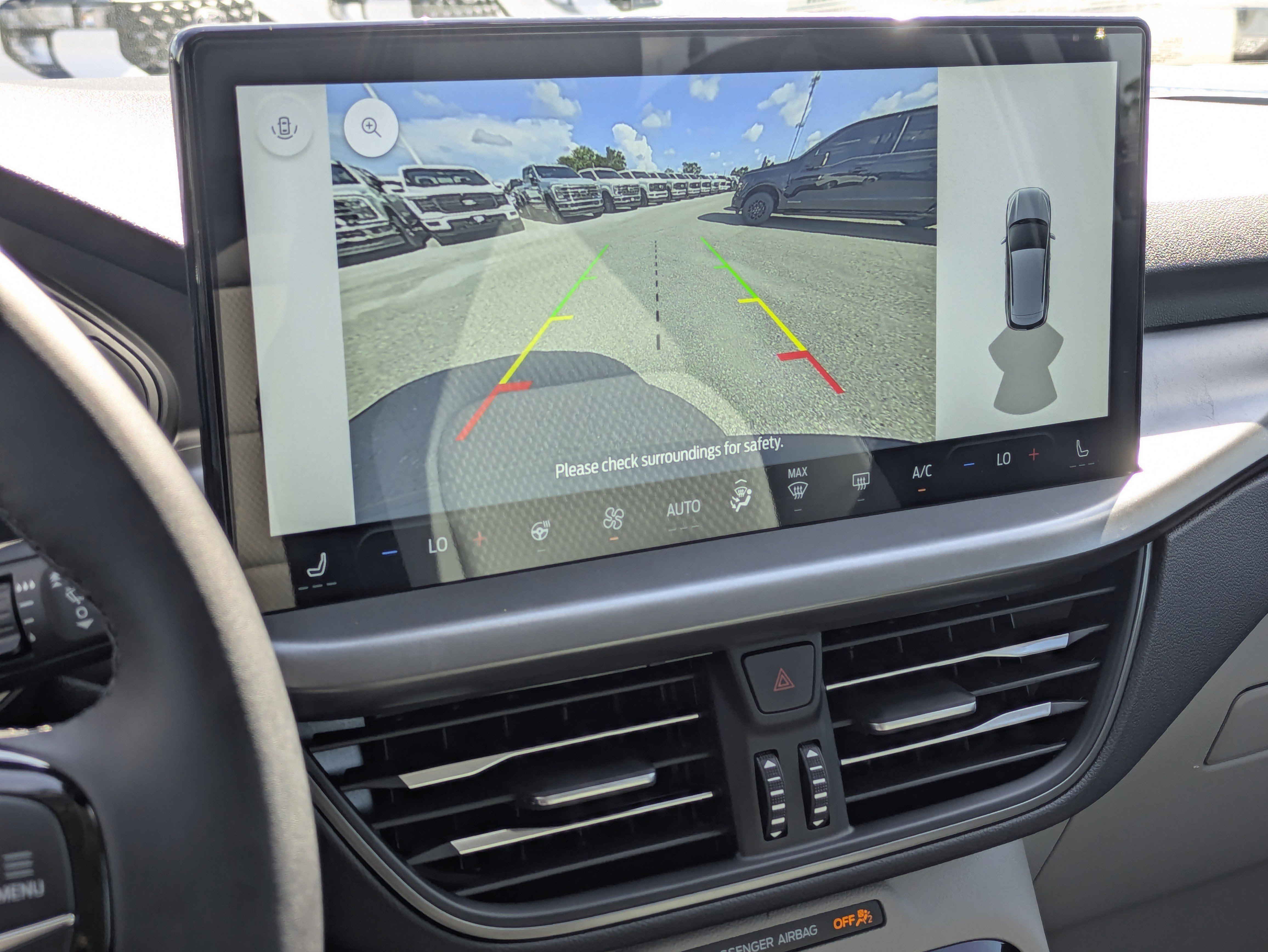 New 2025 Ford Escape SE image 31