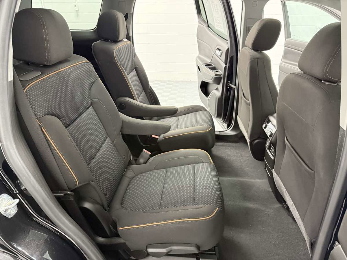 Used 2021 GMC Acadia AT4 w/ Trailering Package image 17