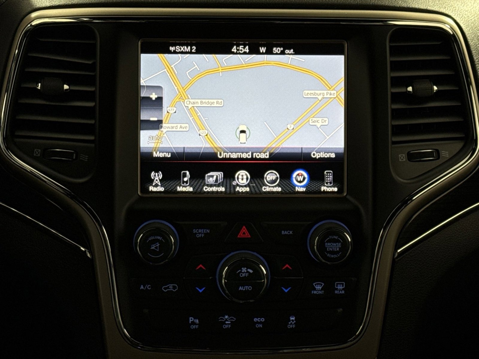 Used 2015 Jeep Grand Cherokee Overland w/ Advanced Technology Group image 20