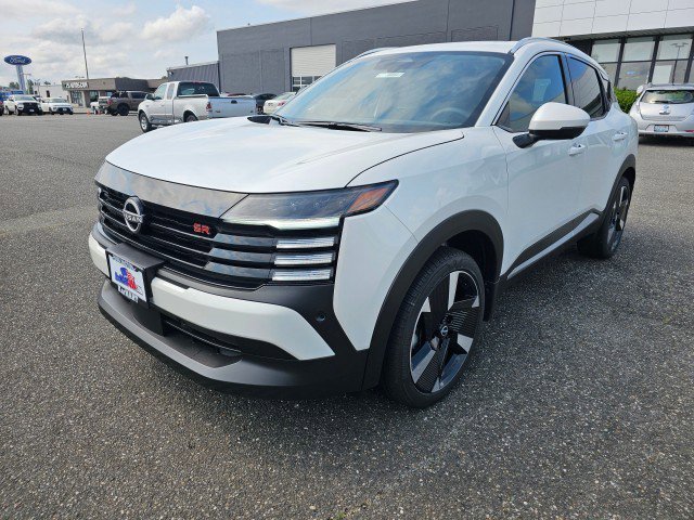 New 2025 Nissan Kicks SR w/ SR Premium Package image 3