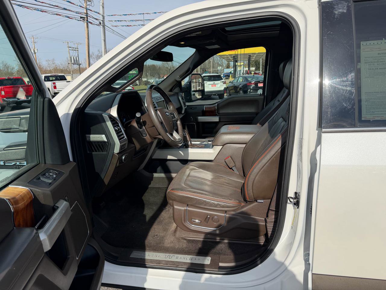 Used 2015 Ford F150 King Ranch image 12
