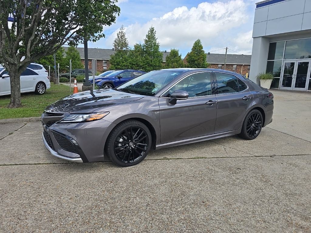 Used 2024 Toyota Camry XSE w/ Navigation Package FWD image 13
