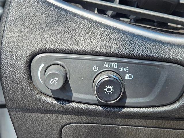 Used 2022 Chevrolet Malibu LT image 7