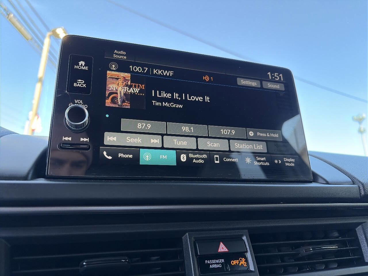 Used 2025 Honda Pilot TrailSport image 37