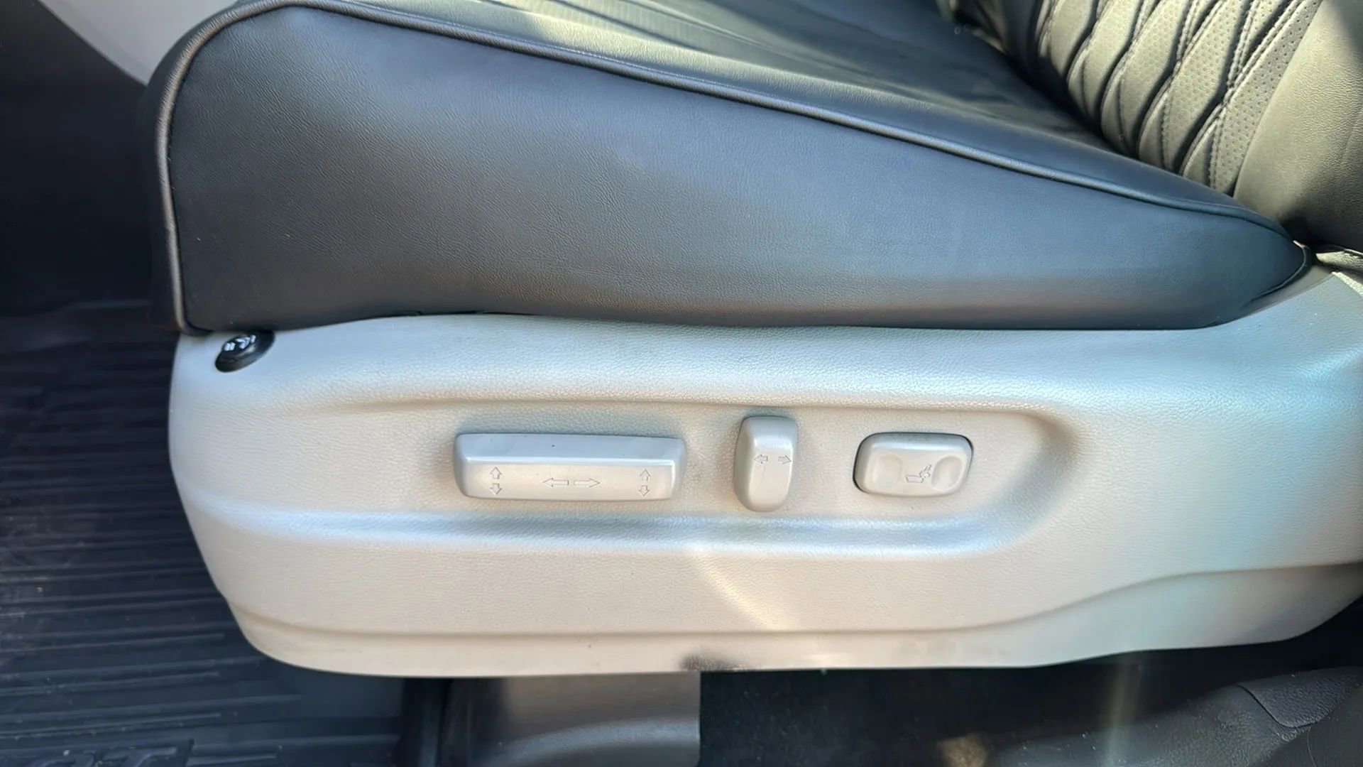 Used 2017 Honda Pilot EX image 24