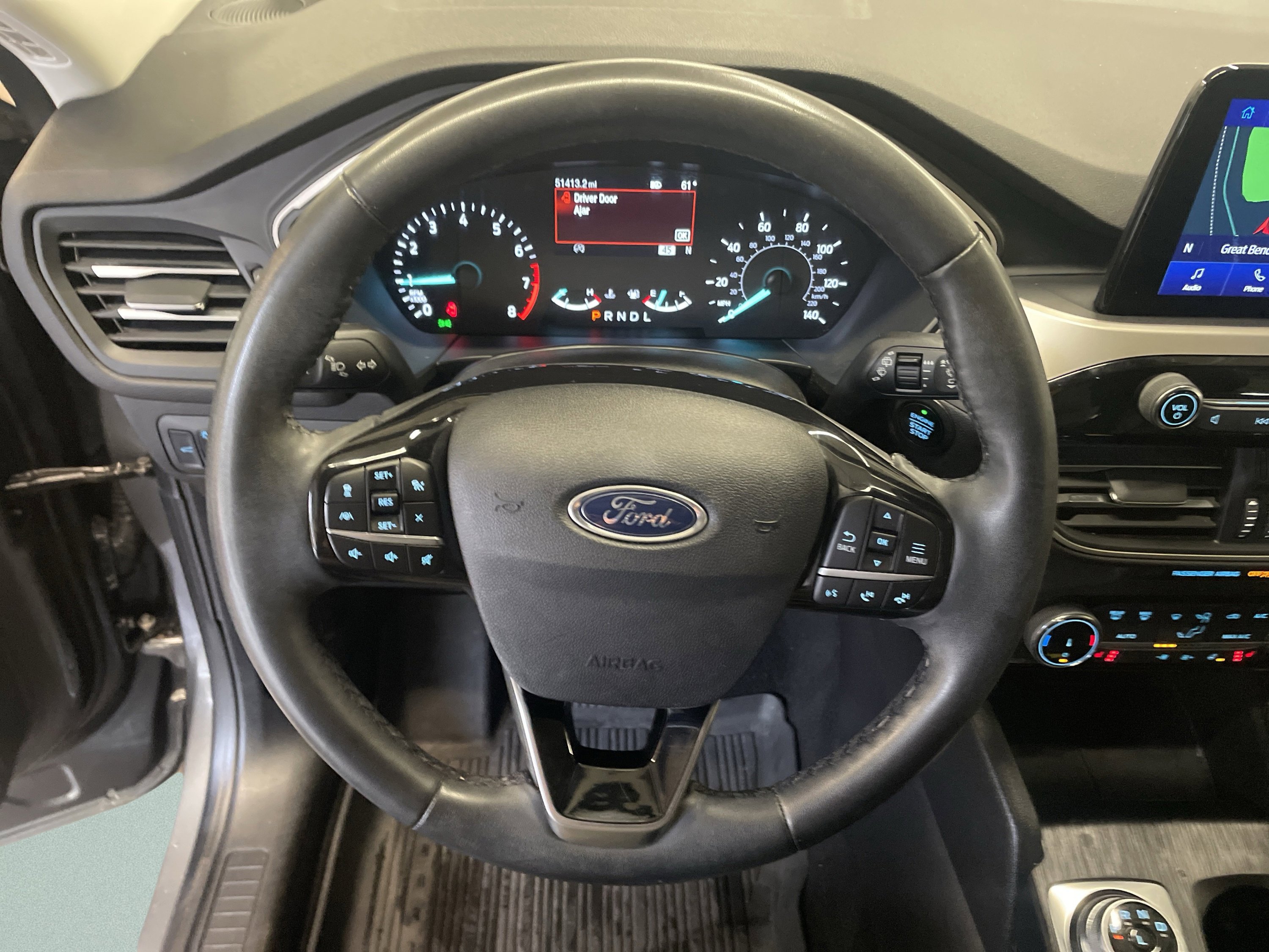 Used 2022 Ford Escape SEL image 18