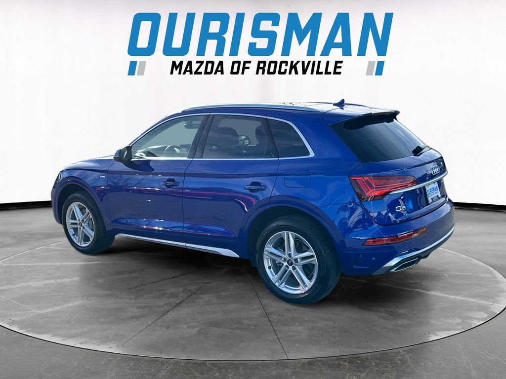 Used 2024 Audi Q5 e Premium Plus w/ Premium Plus Package image 4