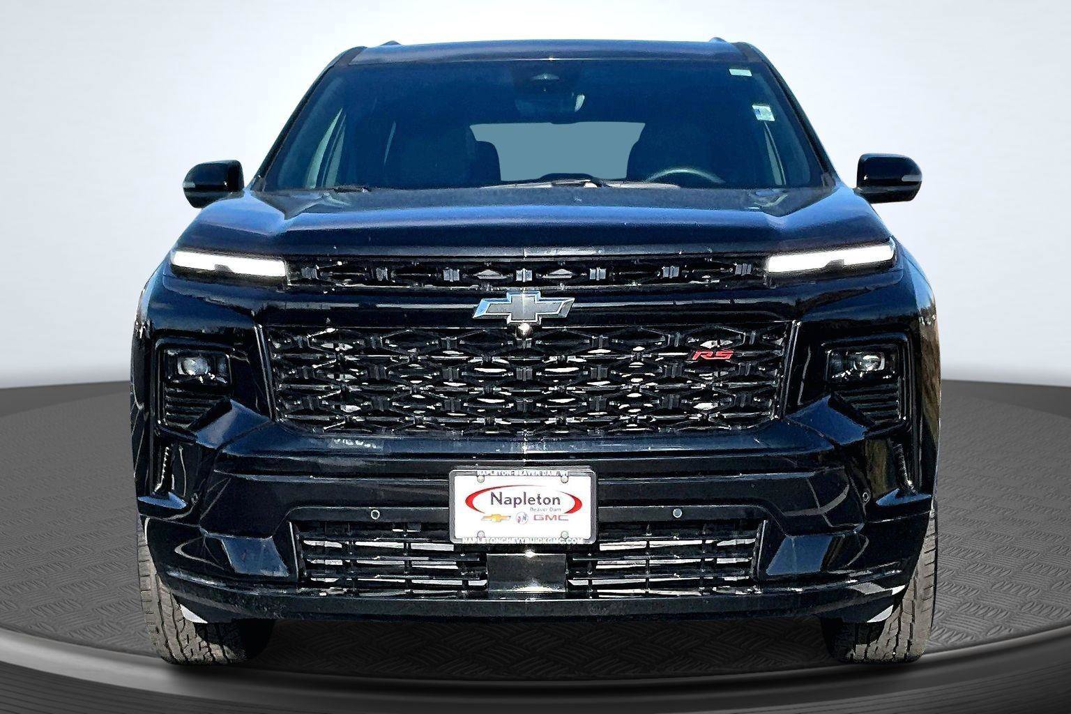 Used 2024 Chevrolet Traverse RS w/ LPO, Floor Liner Package image 3