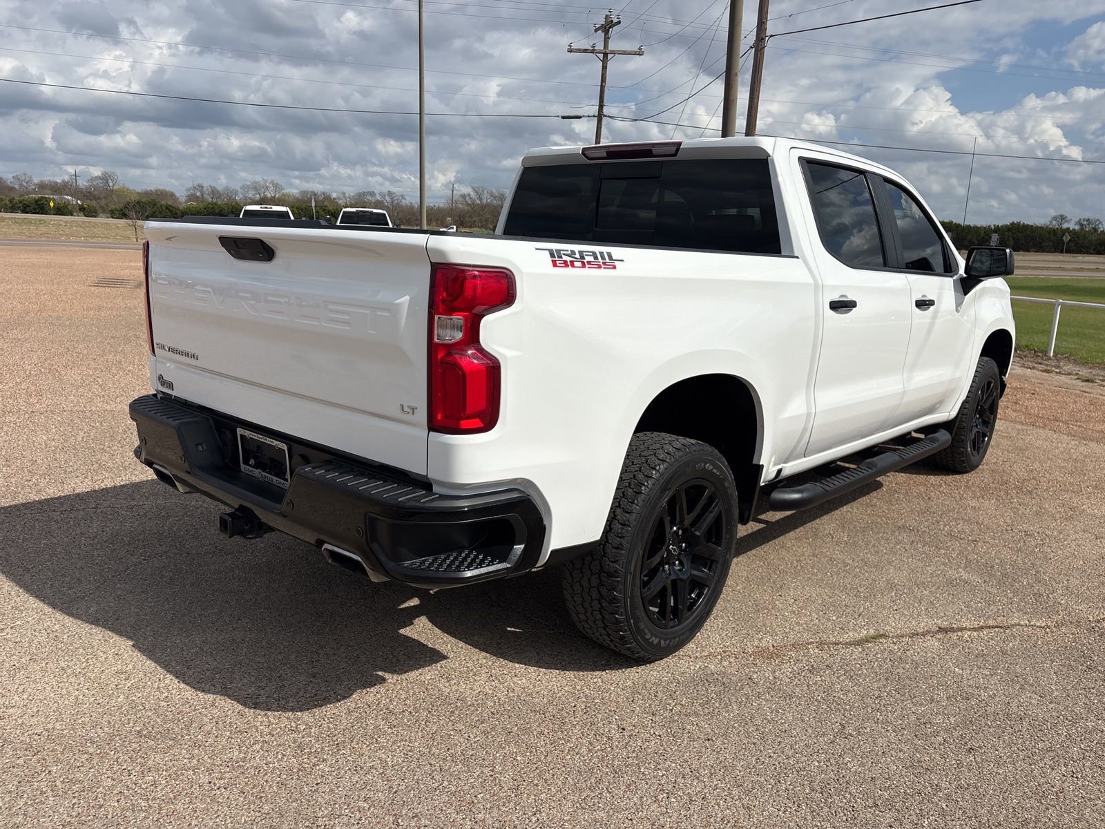 Used 2021 Chevrolet Silverado 1500 LT Trail Boss w/ Convenience Package II image 6
