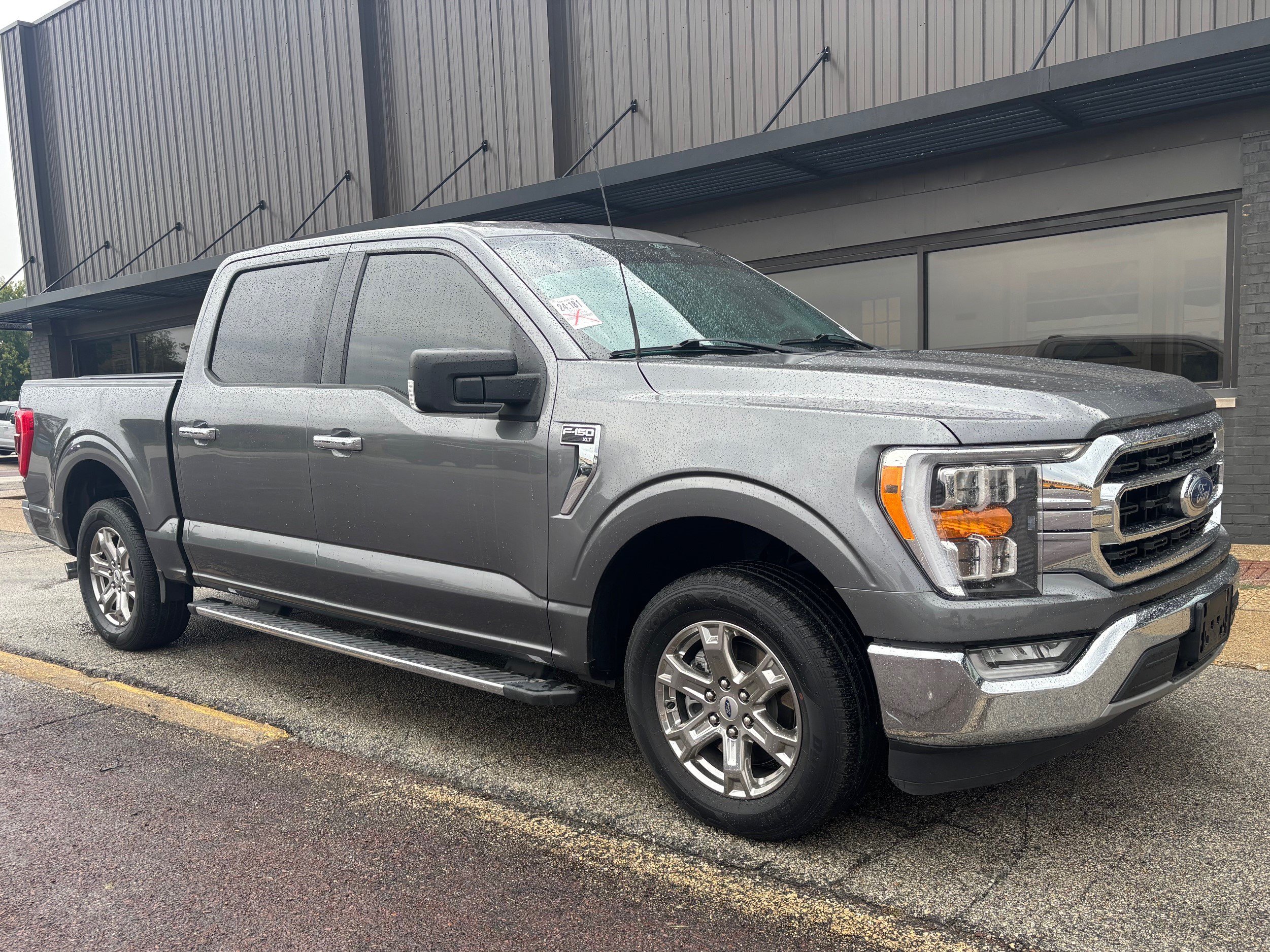 Used 2021 Ford F150 XLT w/ Equipment Group 302A High RWD image 3