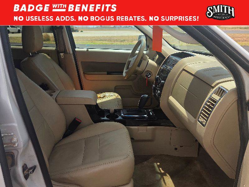 Used 2011 Ford Escape Limited w/ 301A Rapid Spec Order Code FWD image 13