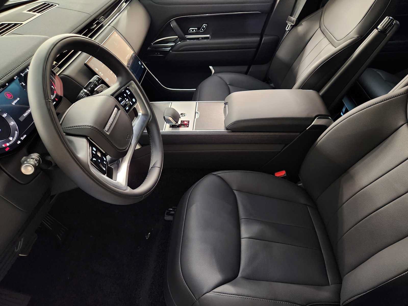 New 2026 Land Rover Range Rover SE AWD/4WD image 13