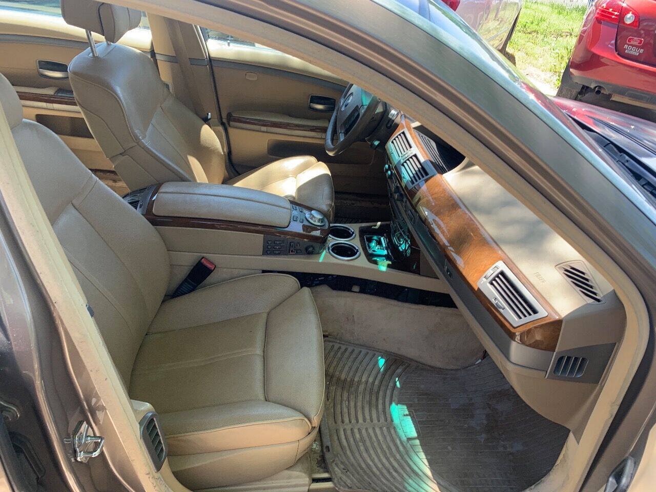 Used 2004 BMW 745Li RWD image 17