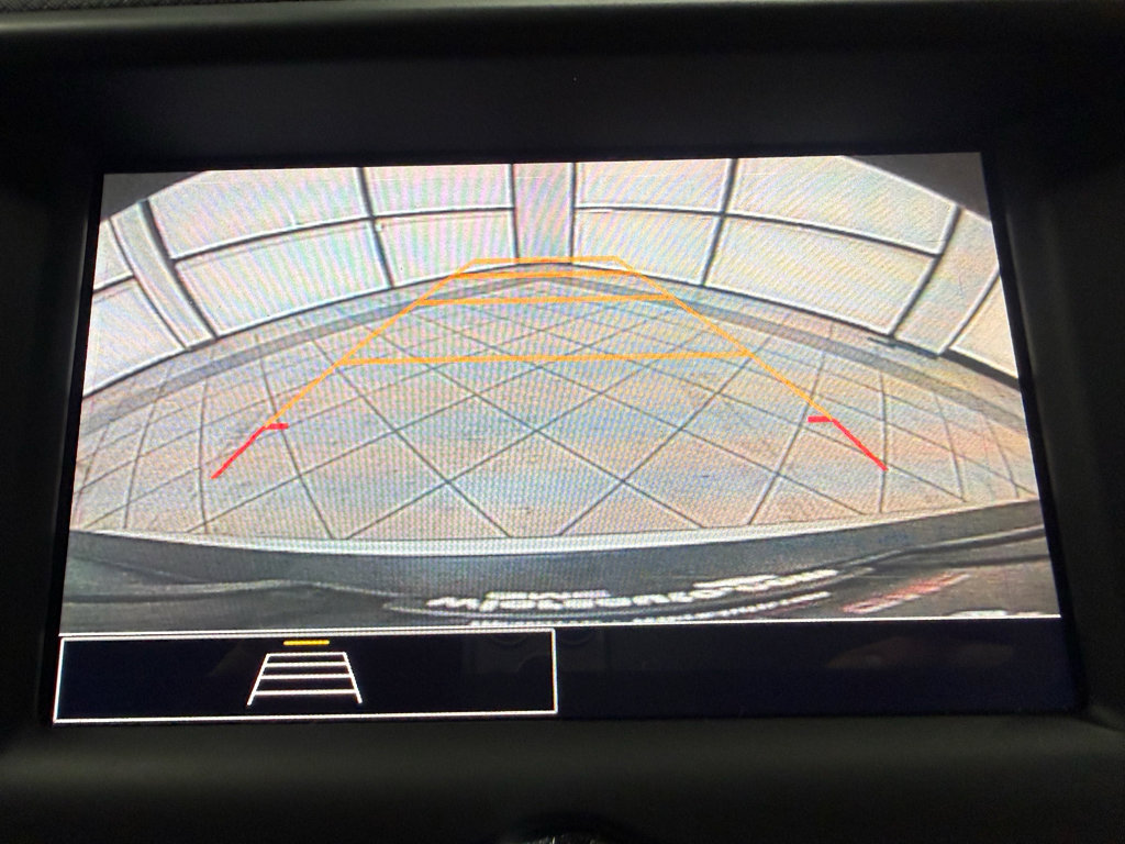 Used 2021 Chevrolet TrailBlazer LT FWD image 34