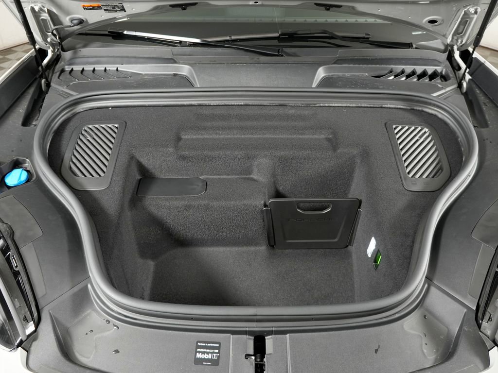 New 2026 Porsche Macan Turbo Electric image 12