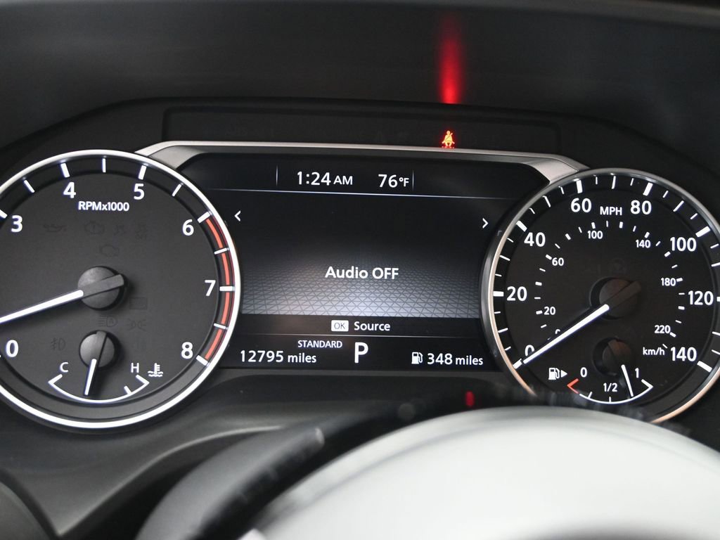 Used 2023 Nissan Rogue SV w/ SV Premium B Package image 18