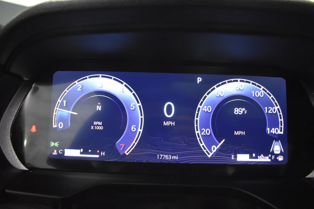 Used 2024 Jeep Grand Cherokee Limited RWD image 33
