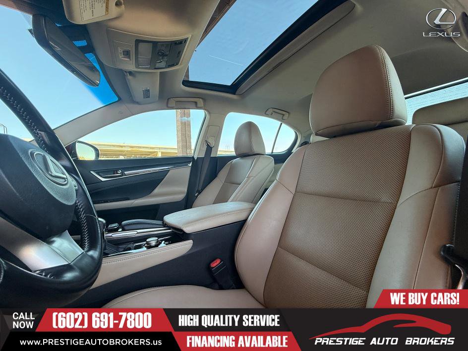 Used 2016 Lexus GS 200t image 32