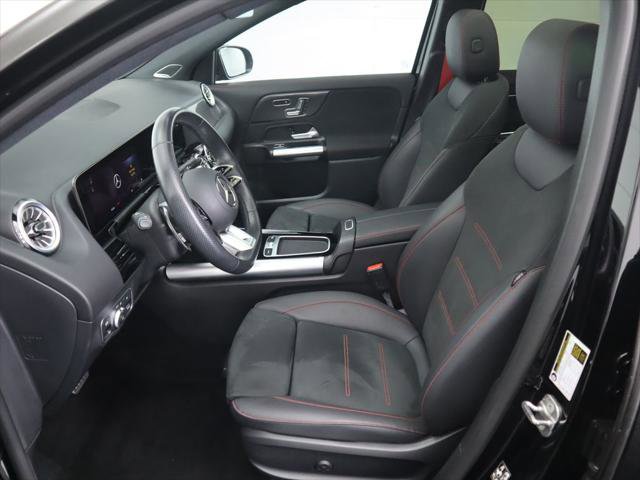 Used 2025 Mercedes-Benz GLA 35 AMG 4MATIC image 19