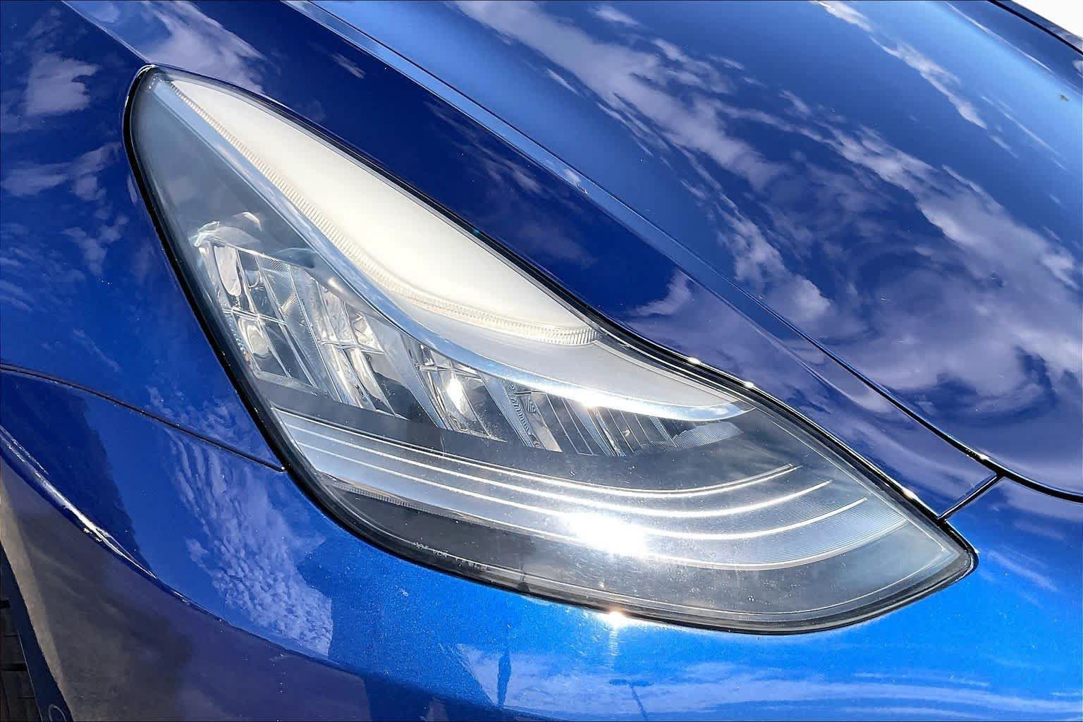Used 2019 Tesla Model 3 Standard Range RWD image 24