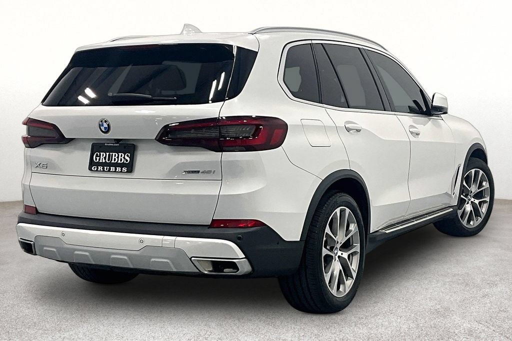 Used 2023 BMW X5 sDrive40i RWD image 2