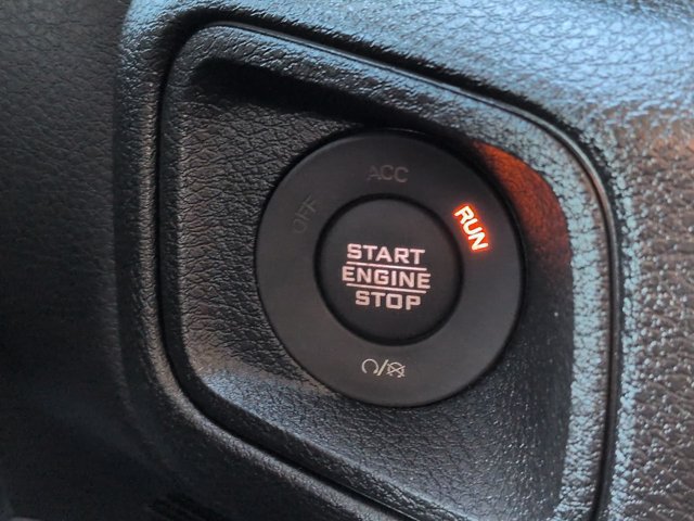 Used 2024 Jeep Wrangler Unlimited AWD/4WD image 26