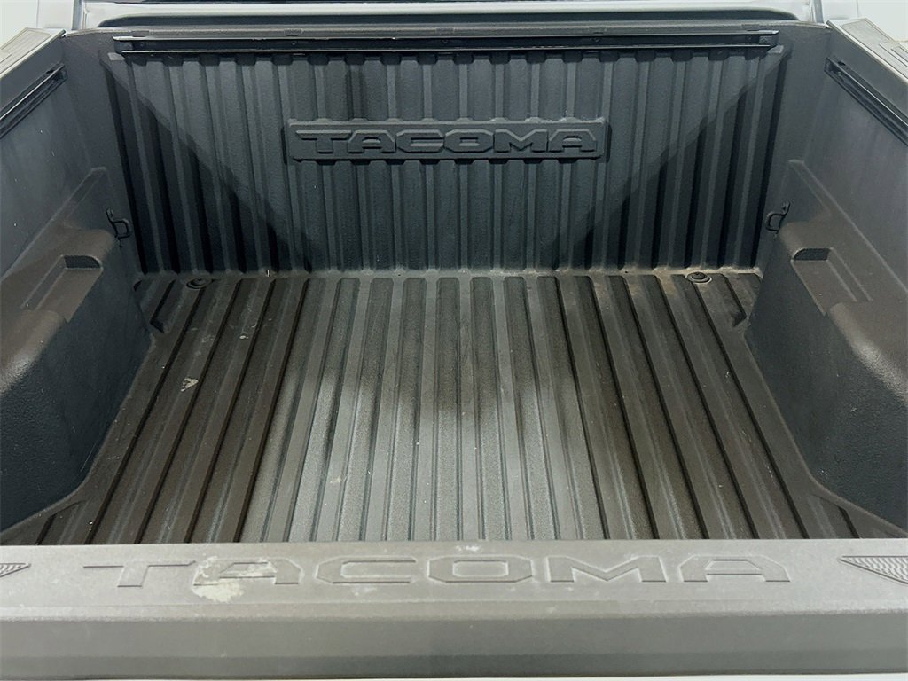 Used 2025 Toyota Tacoma SR image 21