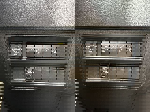 Used 2024 Toyota Tundra SR5 w/ SR5 Premium Package image 23