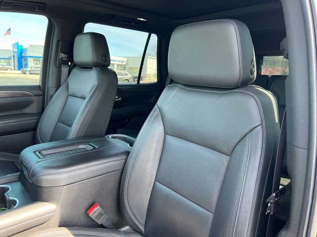 Used 2021 Chevrolet Tahoe Z71 w/ Z71 Signature Package AWD/4WD image 4