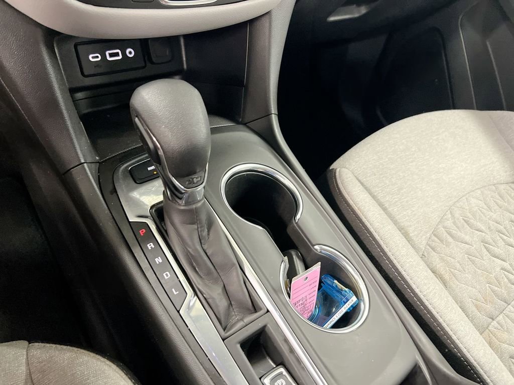 Used 2023 Chevrolet Equinox LS AWD/4WD image 20