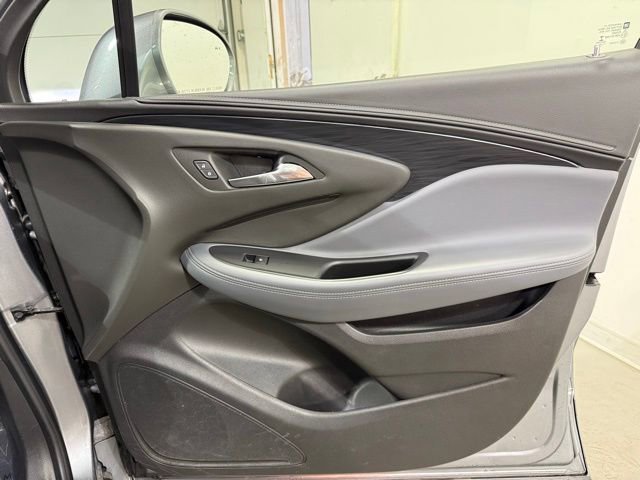 Used 2020 Buick Envision Essence FWD image 28