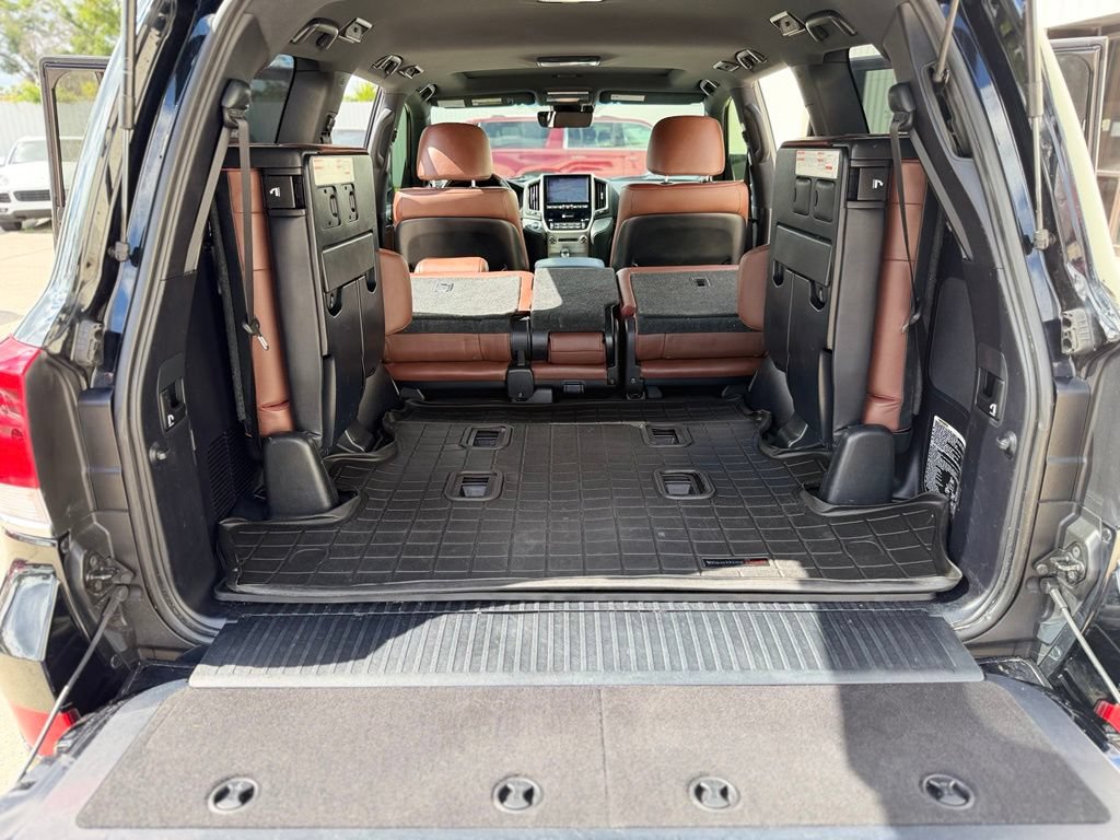 Used 2019 Toyota Land Cruiser AWD/4WD image 30