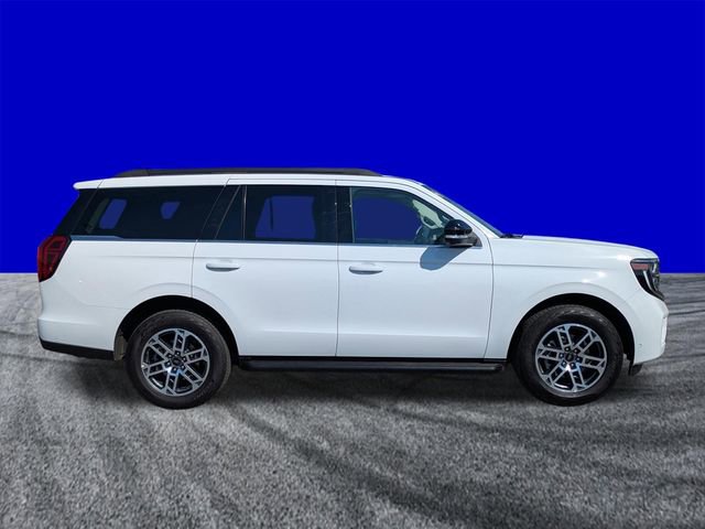 Certified 2025 Ford Expedition Active image 3
