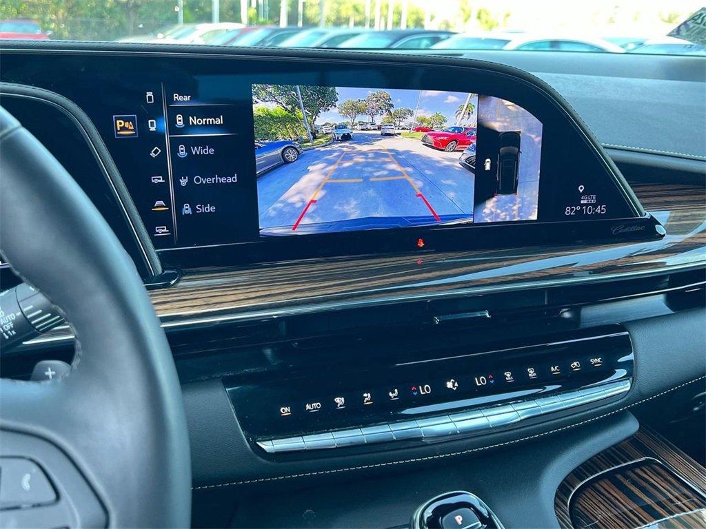 Used 2024 Cadillac Escalade ESV Premium Luxury w/ Performance Package image 16